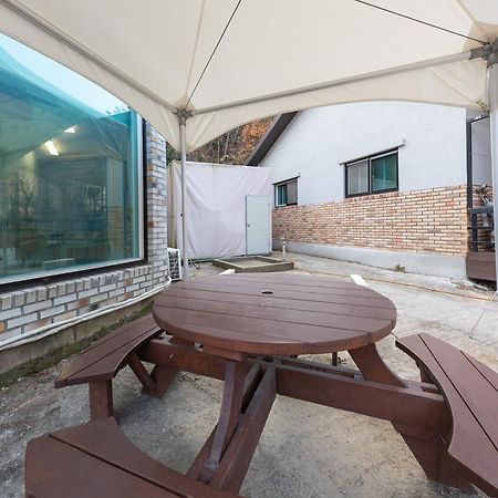 Hongcheon Nolleowa Aegyeondongban Pension Екстер'єр фото