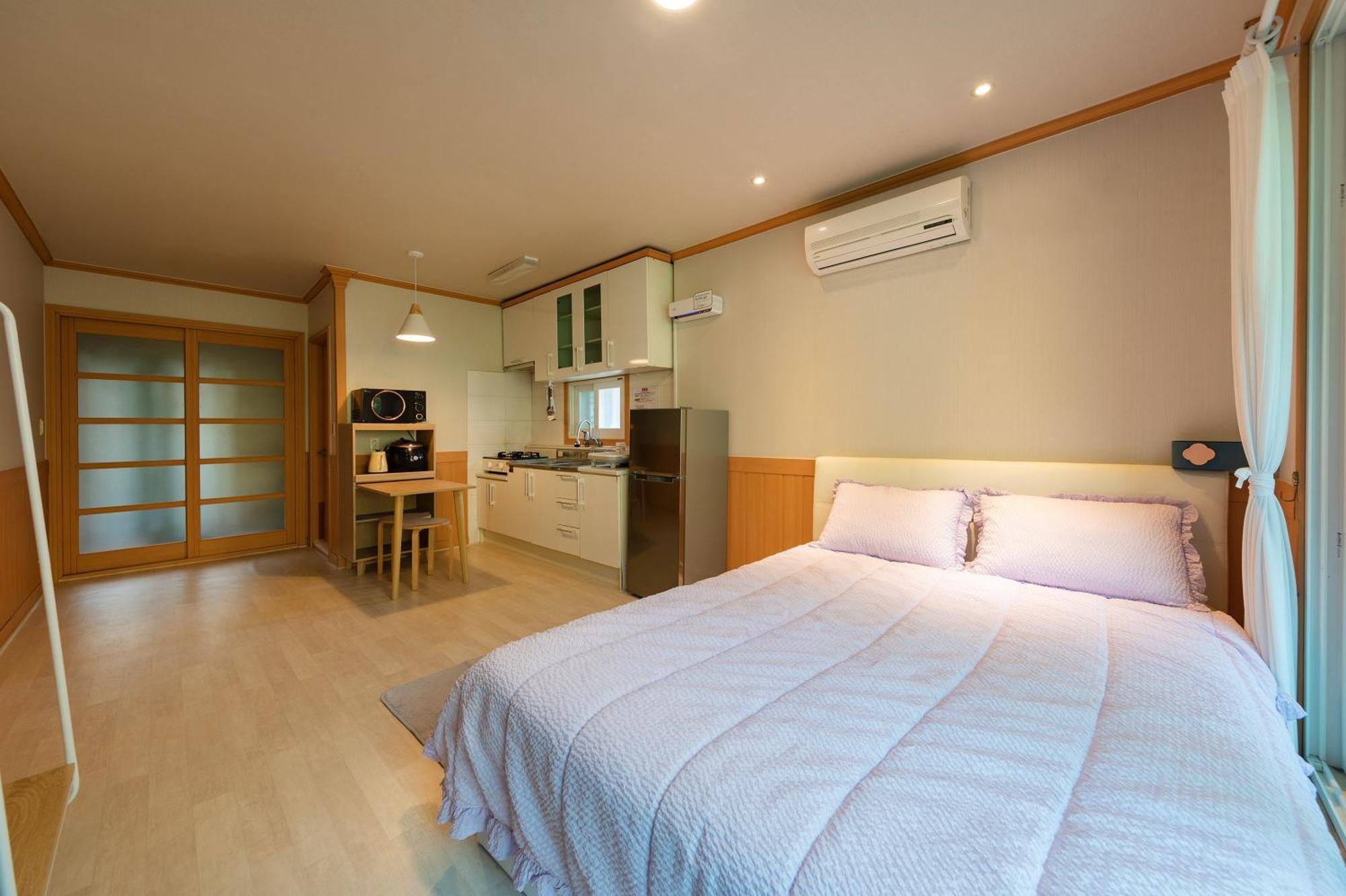 Hongcheon Nolleowa Aegyeondongban Pension Екстер'єр фото