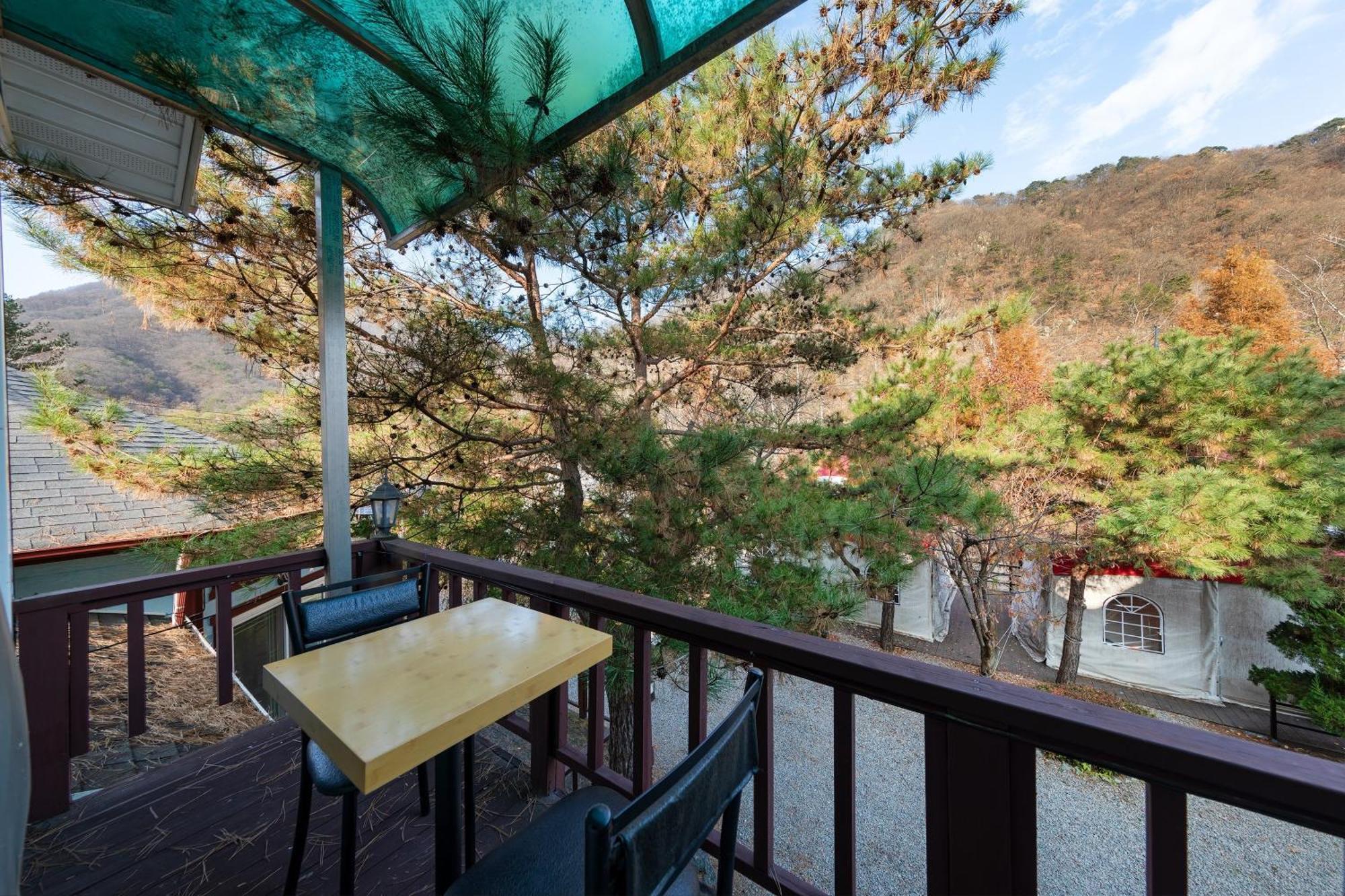 Hongcheon Nolleowa Aegyeondongban Pension Екстер'єр фото