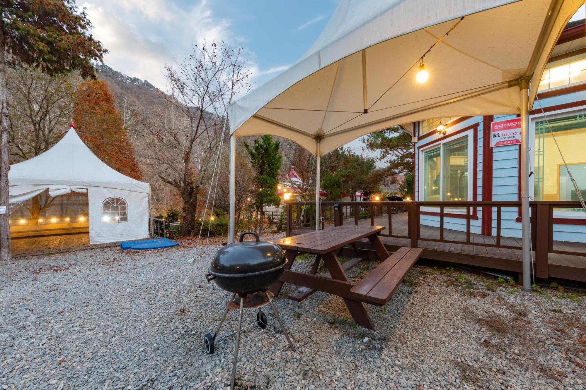 Hongcheon Nolleowa Aegyeondongban Pension Екстер'єр фото